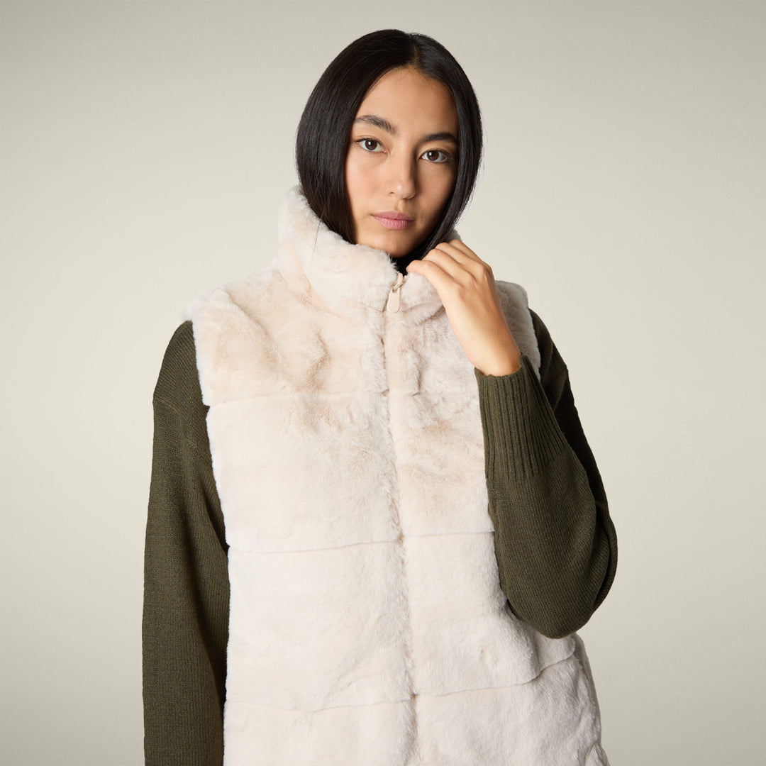【WOMAN】NIVES D82493W FURY SHORE BEIGE / 1